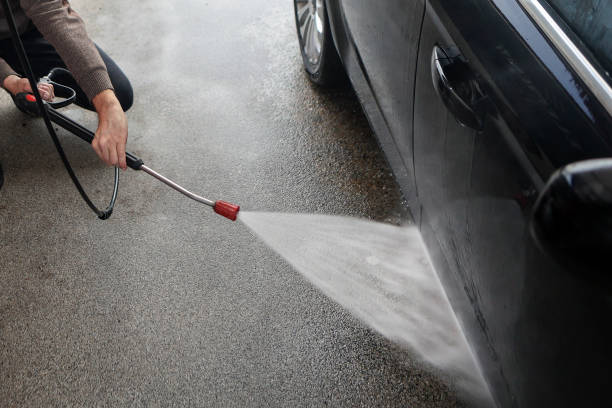 Best Commercial Pressure Washing  in Cortland, OH